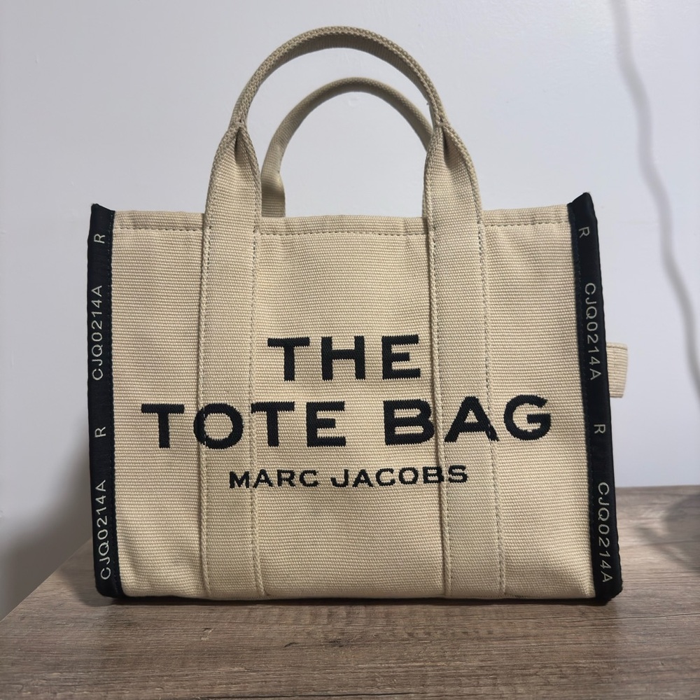 Marc Jacobs MEDIUM Tan and Black Tote Bag